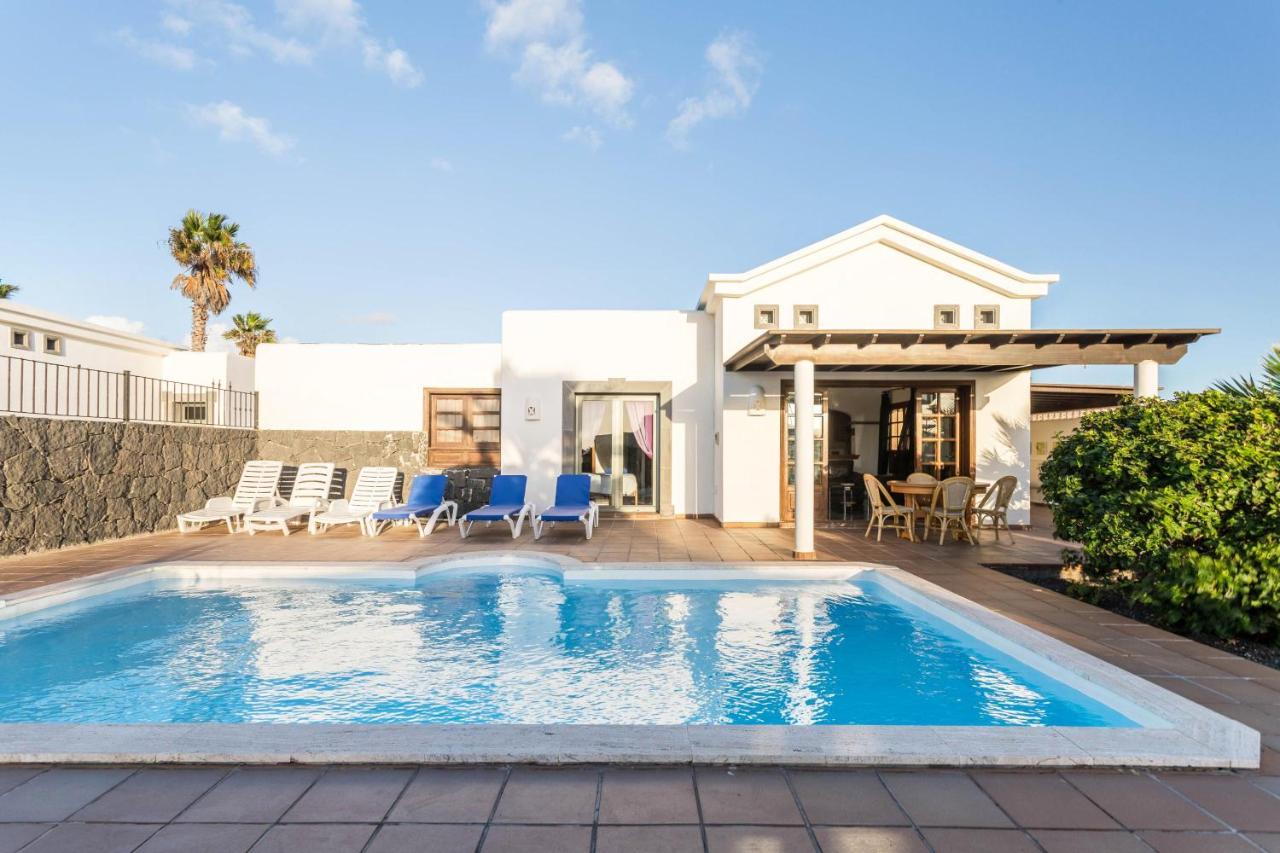 Villa Tania Playa Blanca  Ngoại thất bức ảnh