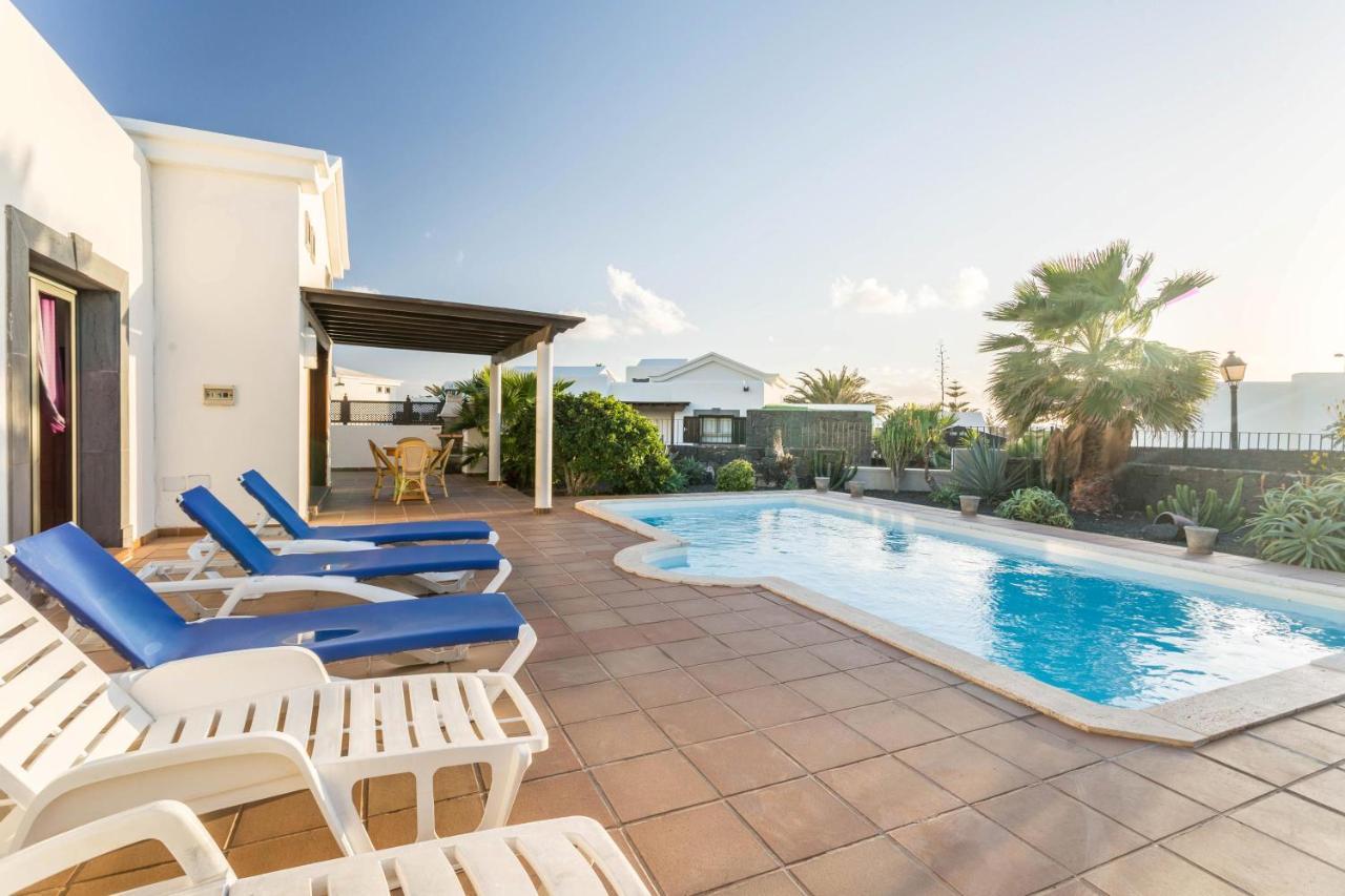 Villa Tania Playa Blanca  Ngoại thất bức ảnh