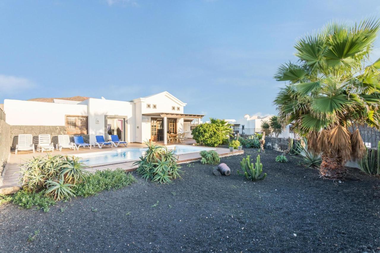Villa Tania Playa Blanca  Ngoại thất bức ảnh